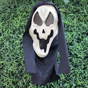 VTG Easter Unlimited Scream Ghostface Mask Melted Jagged Smile Glows in the Dark